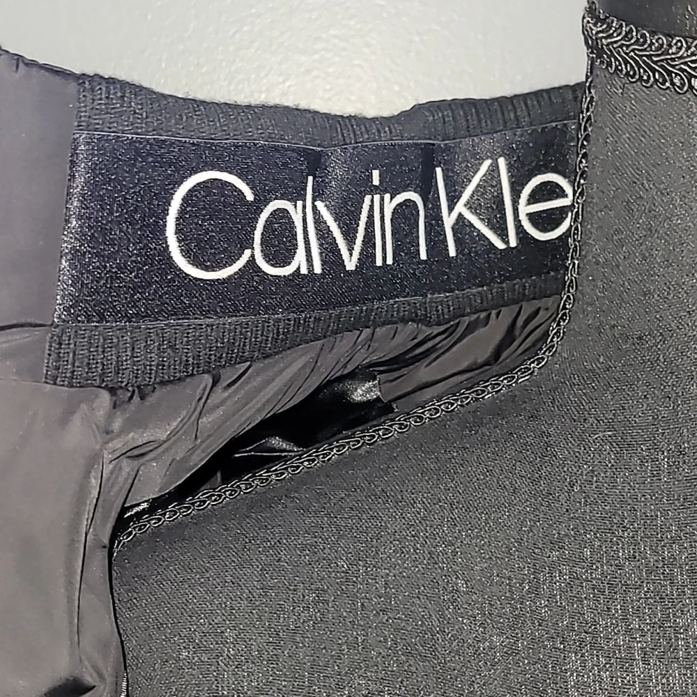 Calvin Klein Black Puffer Vest with Diamond Quilting and High Collar - Picture 8 of 14